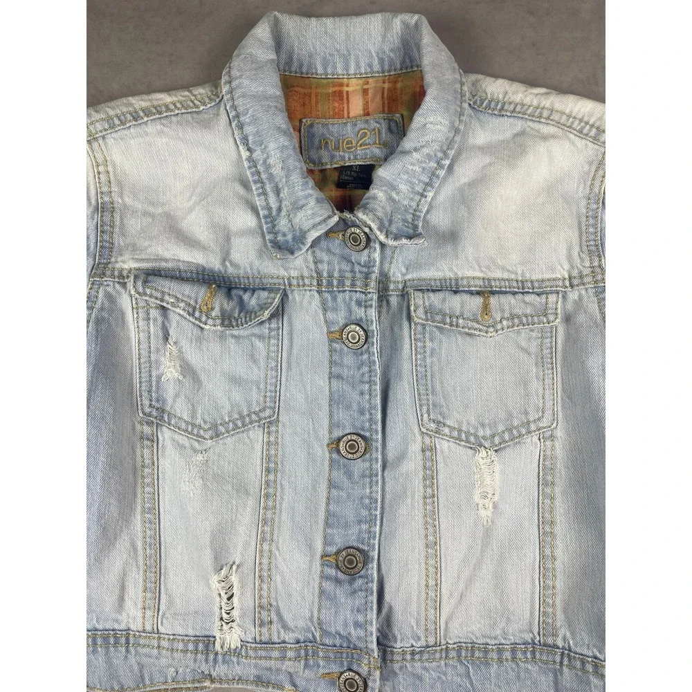 rue21 Kids XL Light Wash Distressed Cropped Denim Jacket Flannel Lined Blue‎